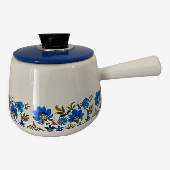 Enamelled pan