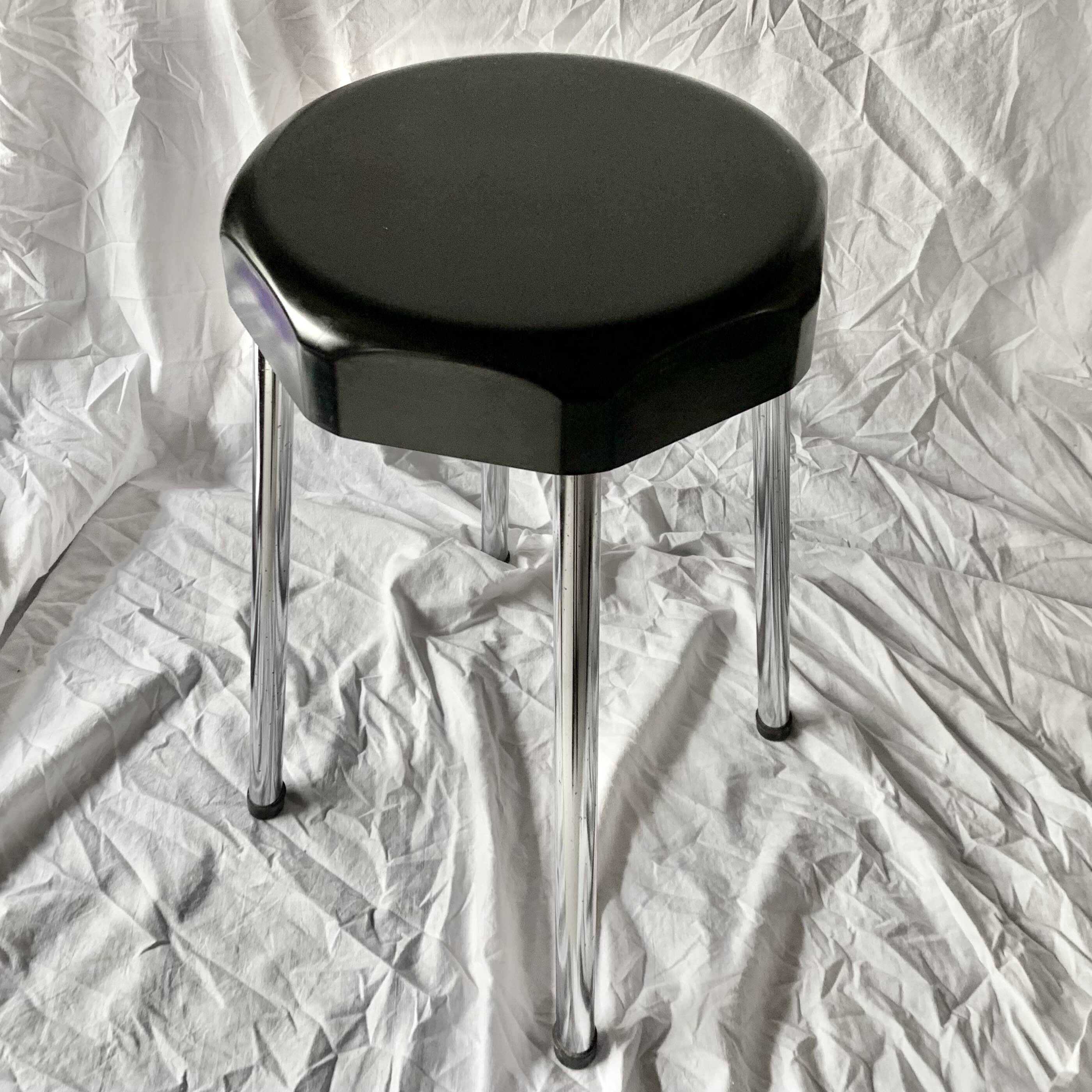 Vintage stool in black Bakelite and chrome metal Supra Luxe
