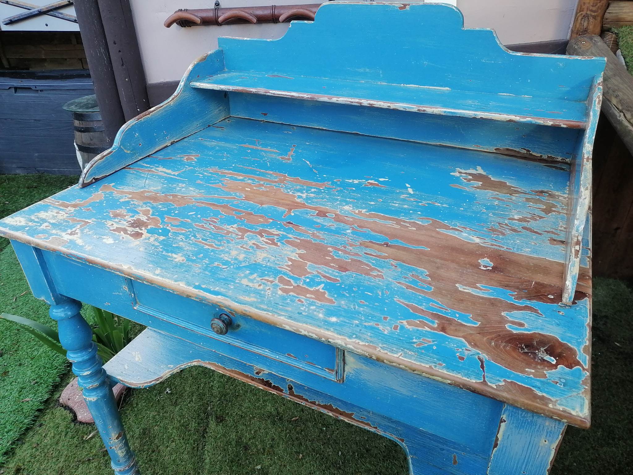 Toilet cabinet used in office