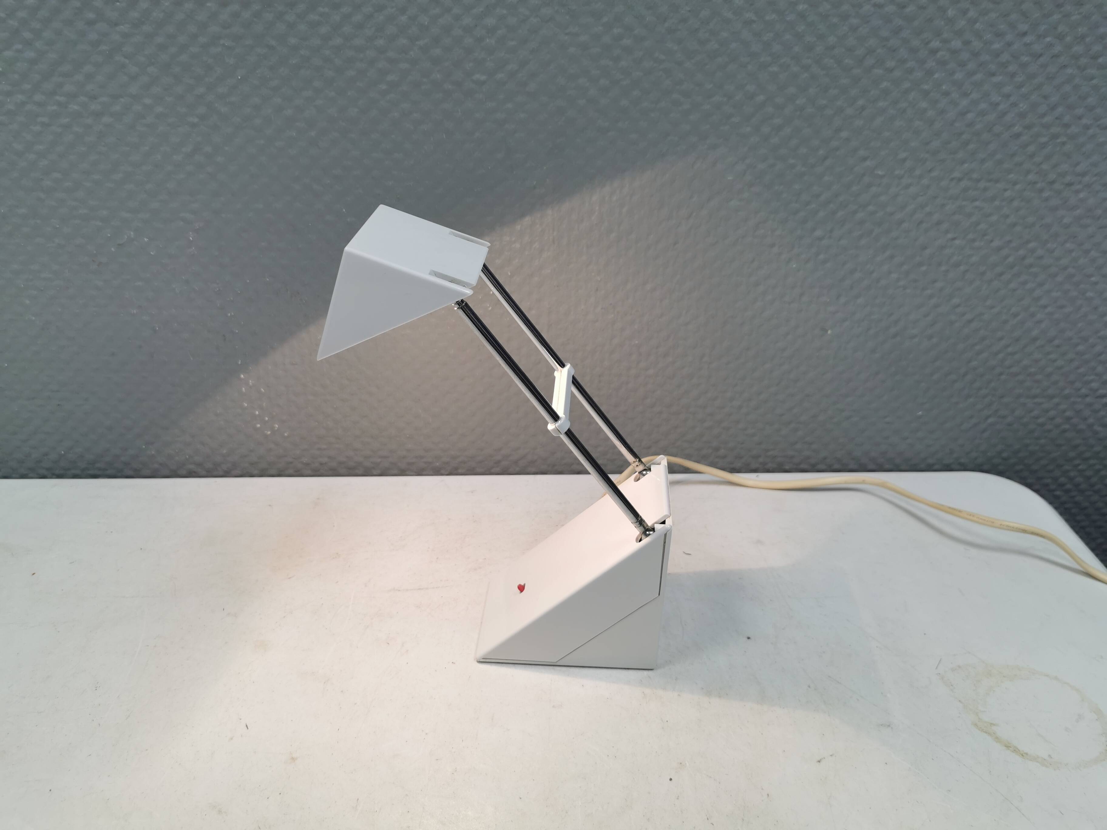 Vintage minimalist white telescopic adjustable lamp from Ikea Sweden 1991