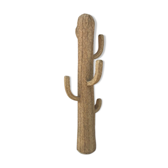Straw cactus
