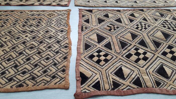 Lot of old Kuba / Showa woven in raffia
