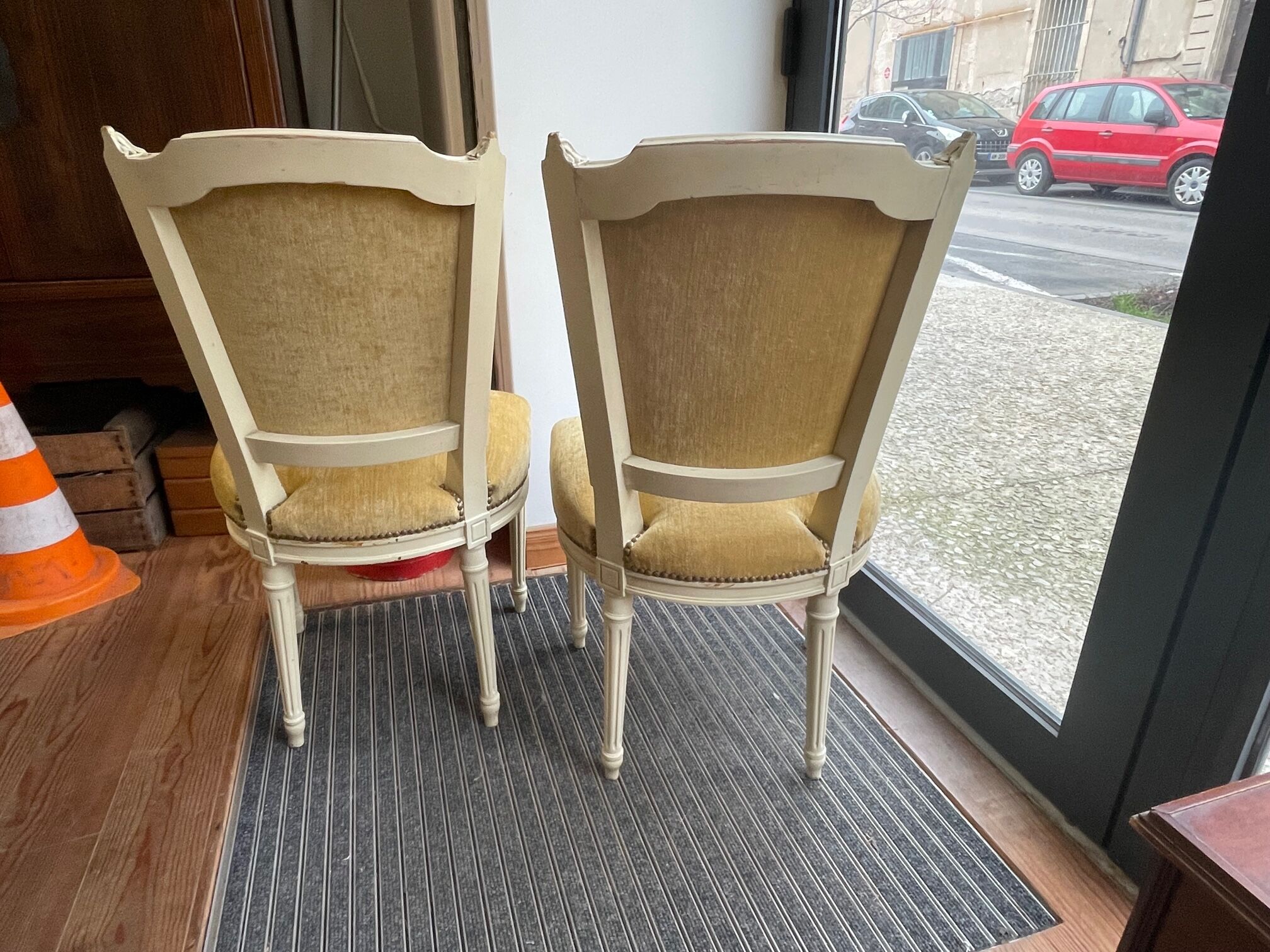 Set of 2 Louis XVI chairs