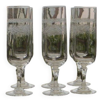 6 flûtes à champagne en cristal d'arques. modèle matignon.
