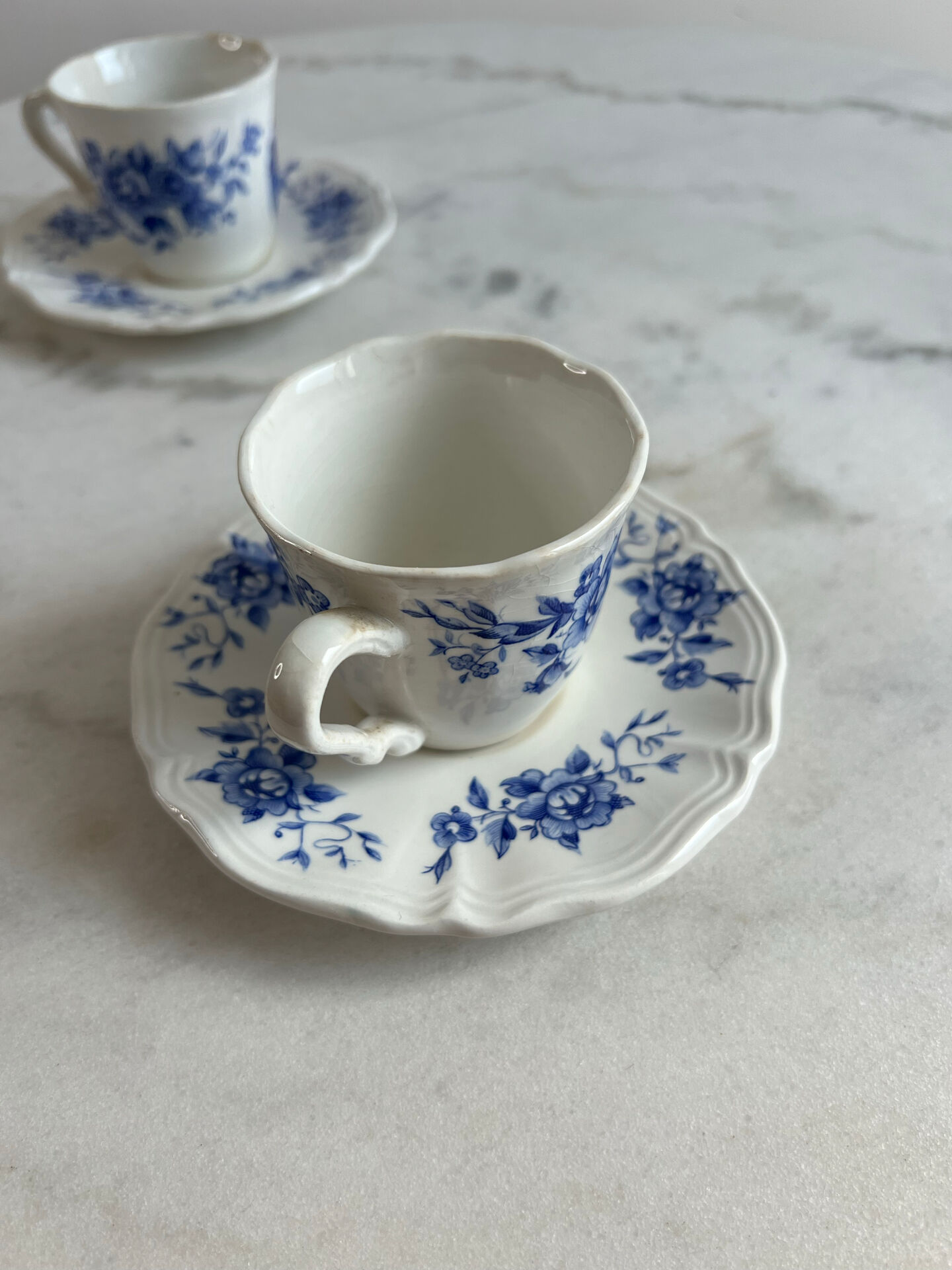 Set of 2 Sarreguemines mugs