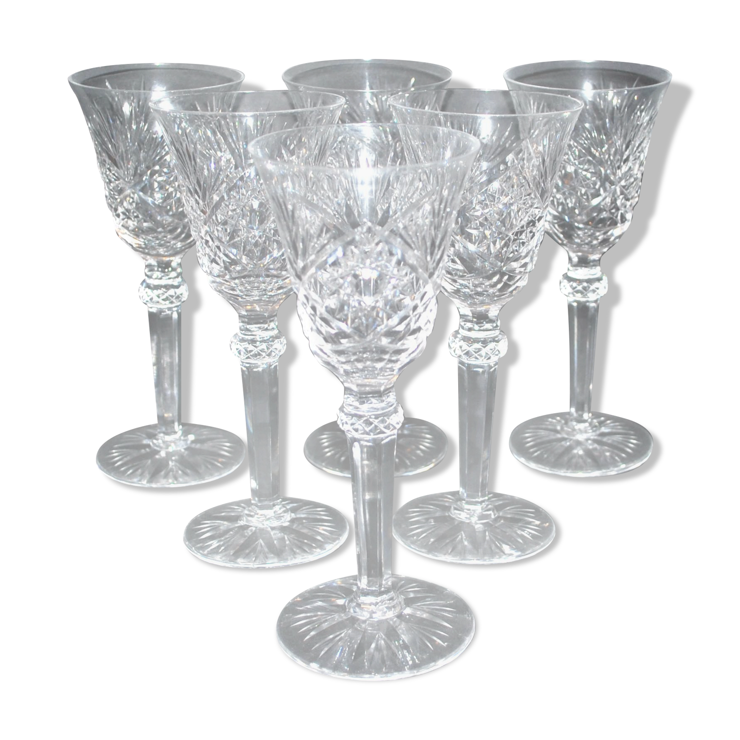 Series of 6 wine glasses in diamond cut crystal Lemberg or Saint-Louis 18cm