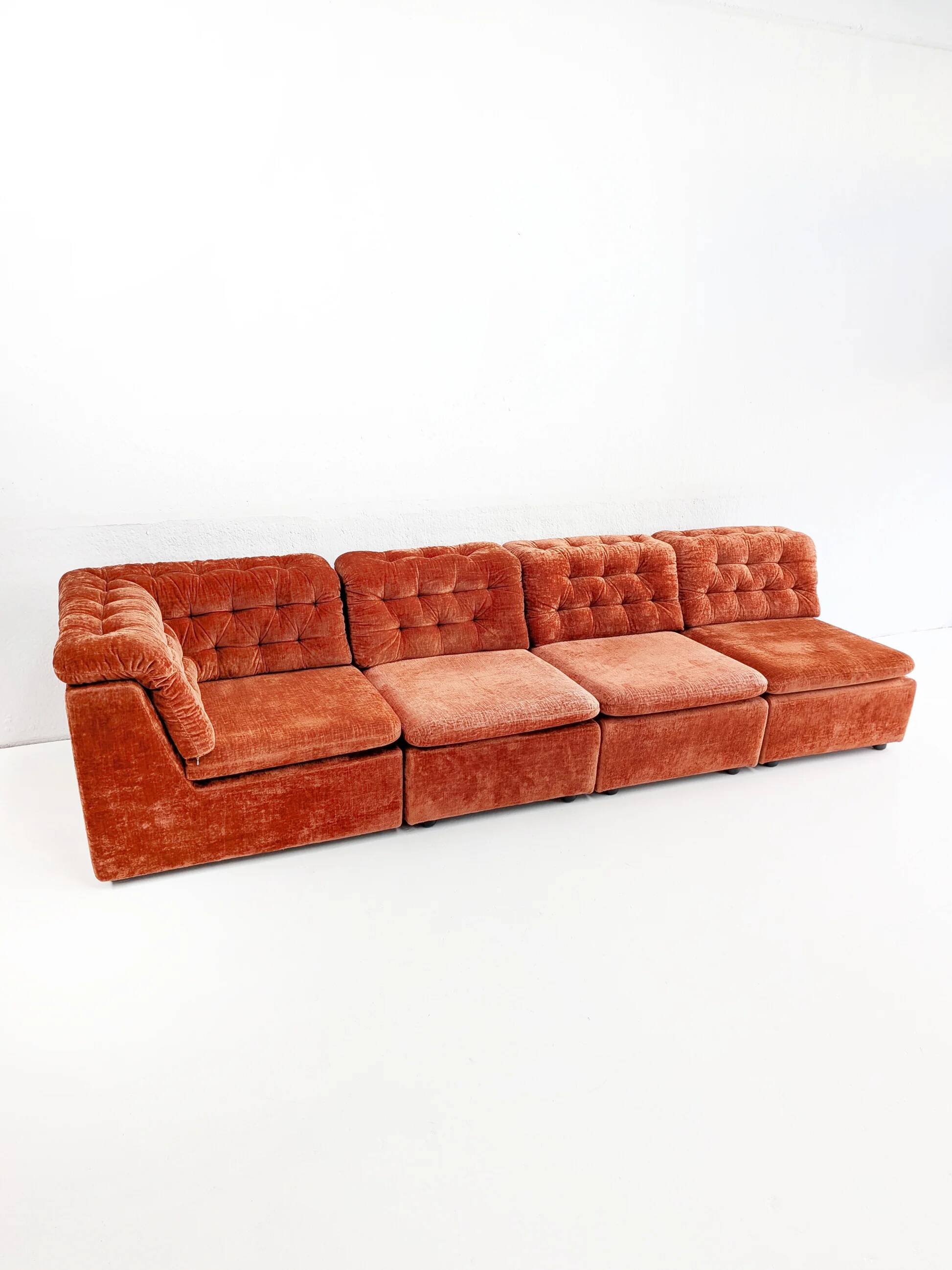 Modular sofa in orange velvet from the 1970s