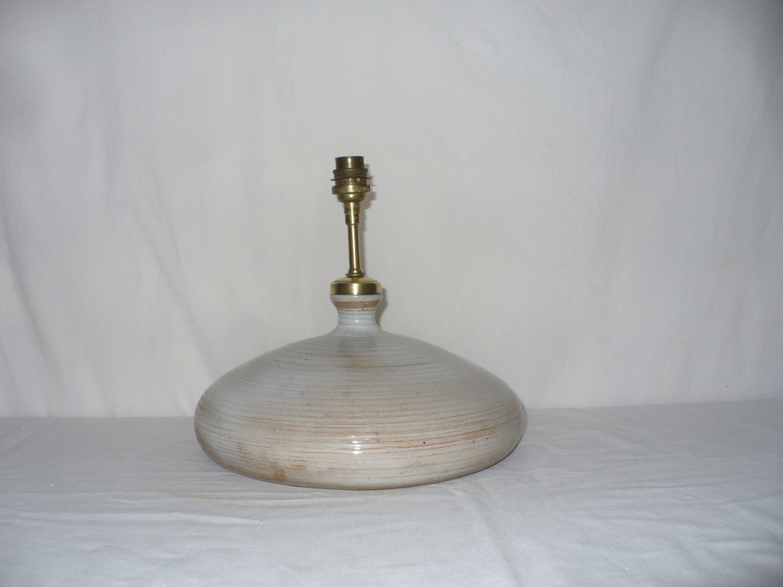 Sandstone lamp from the 1960s marsh