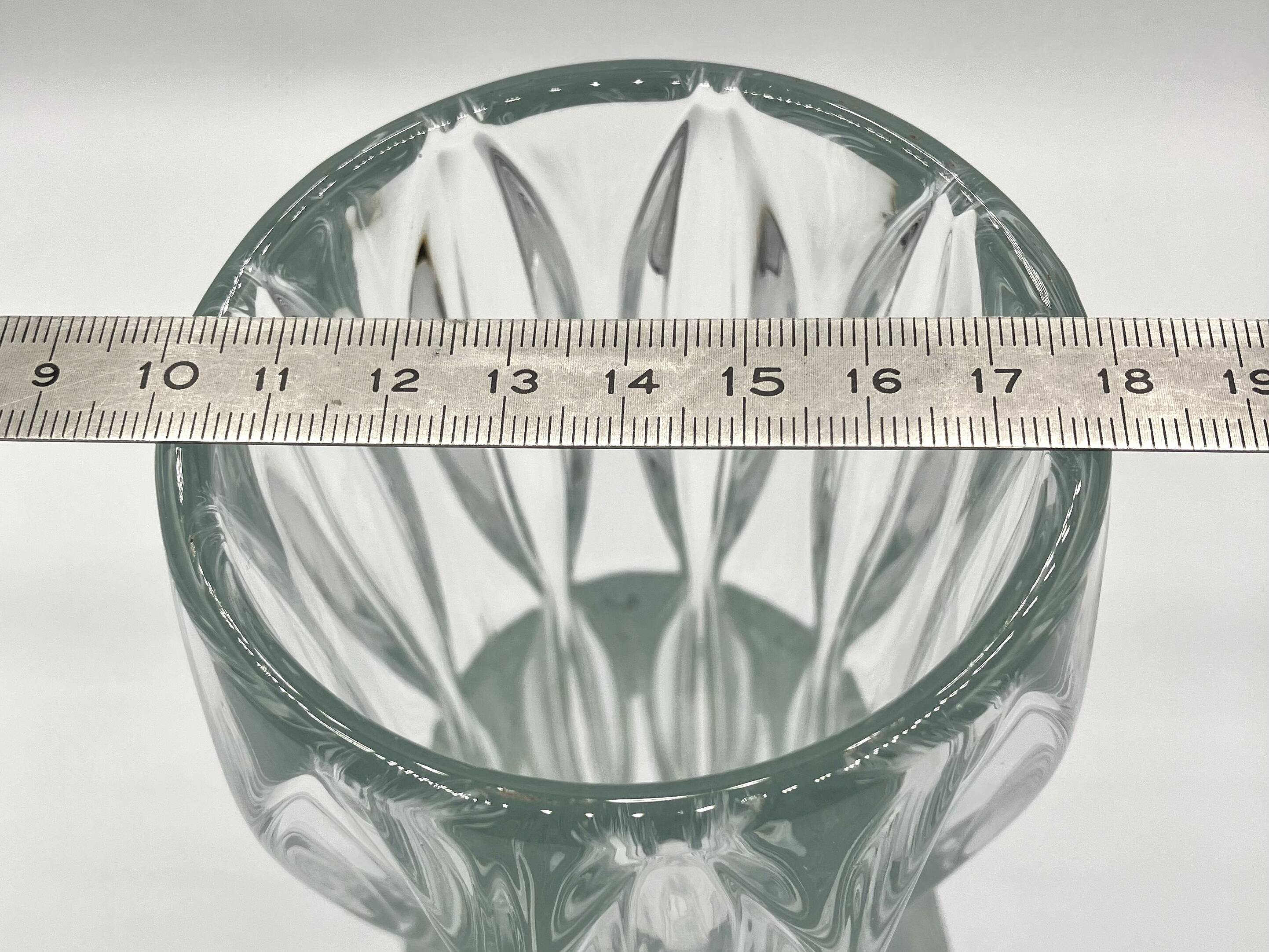 Sklo union vase • rosice glassware • design jan schmid • 1960 • pressed glass