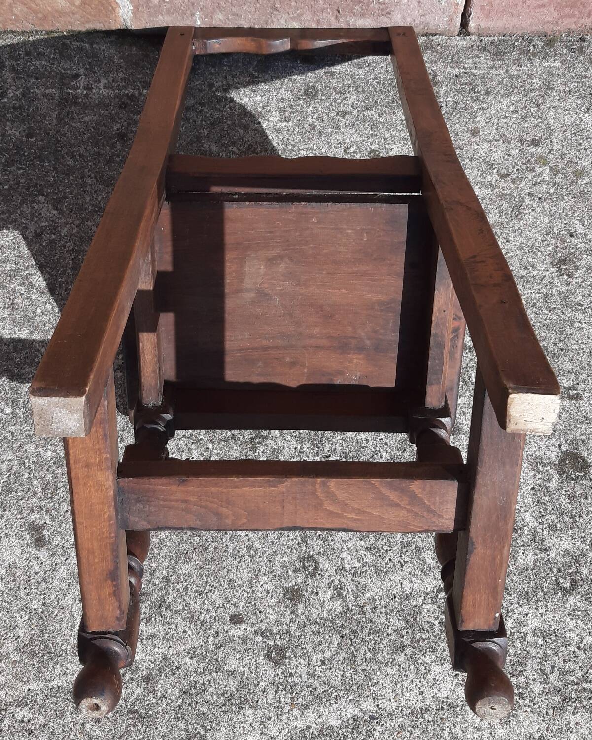 Lorraine chair. (Solid wood, 19th century)