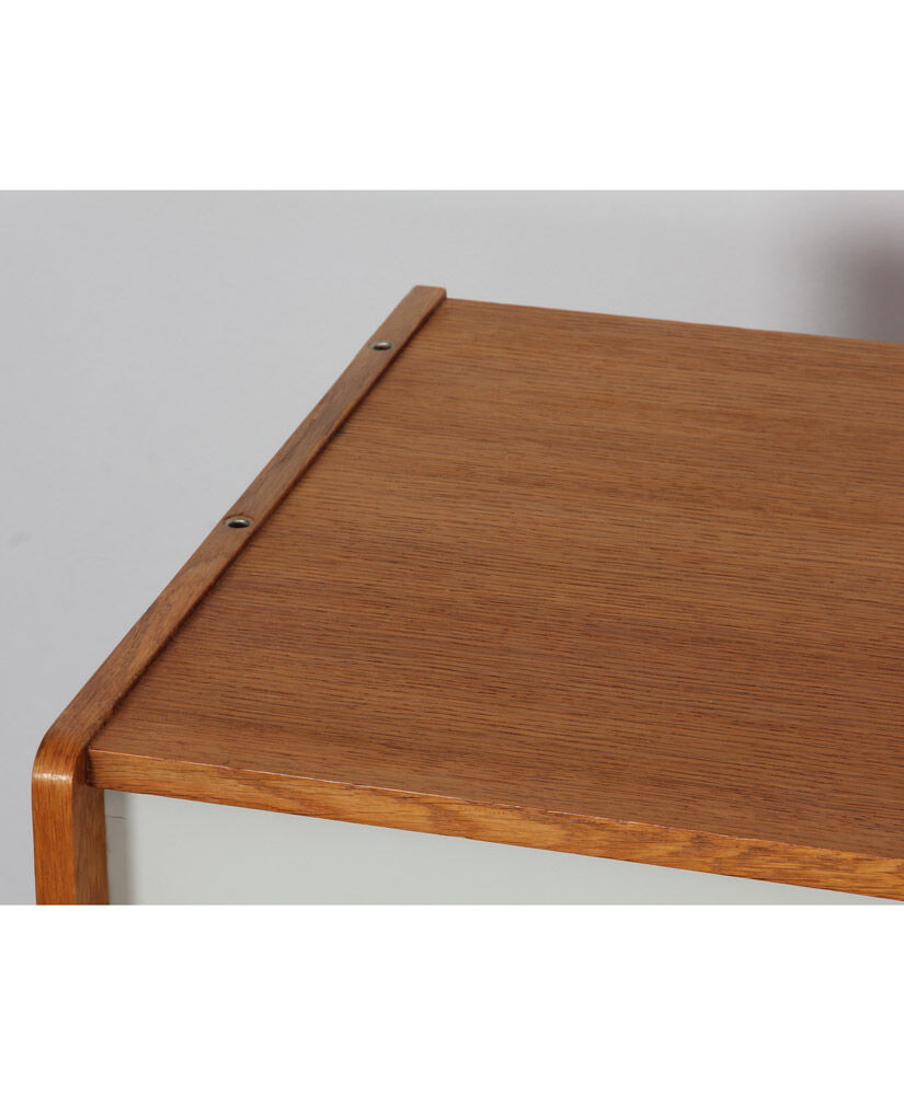 Buffet en chêne par Jiri Jiroutek, modèle U-452, 1960