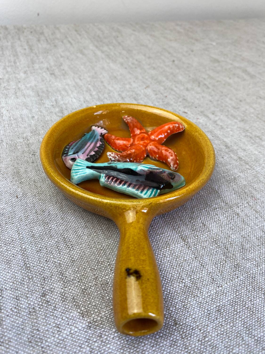 Vallauris ceramic trompe l'oeil plate / frying pan