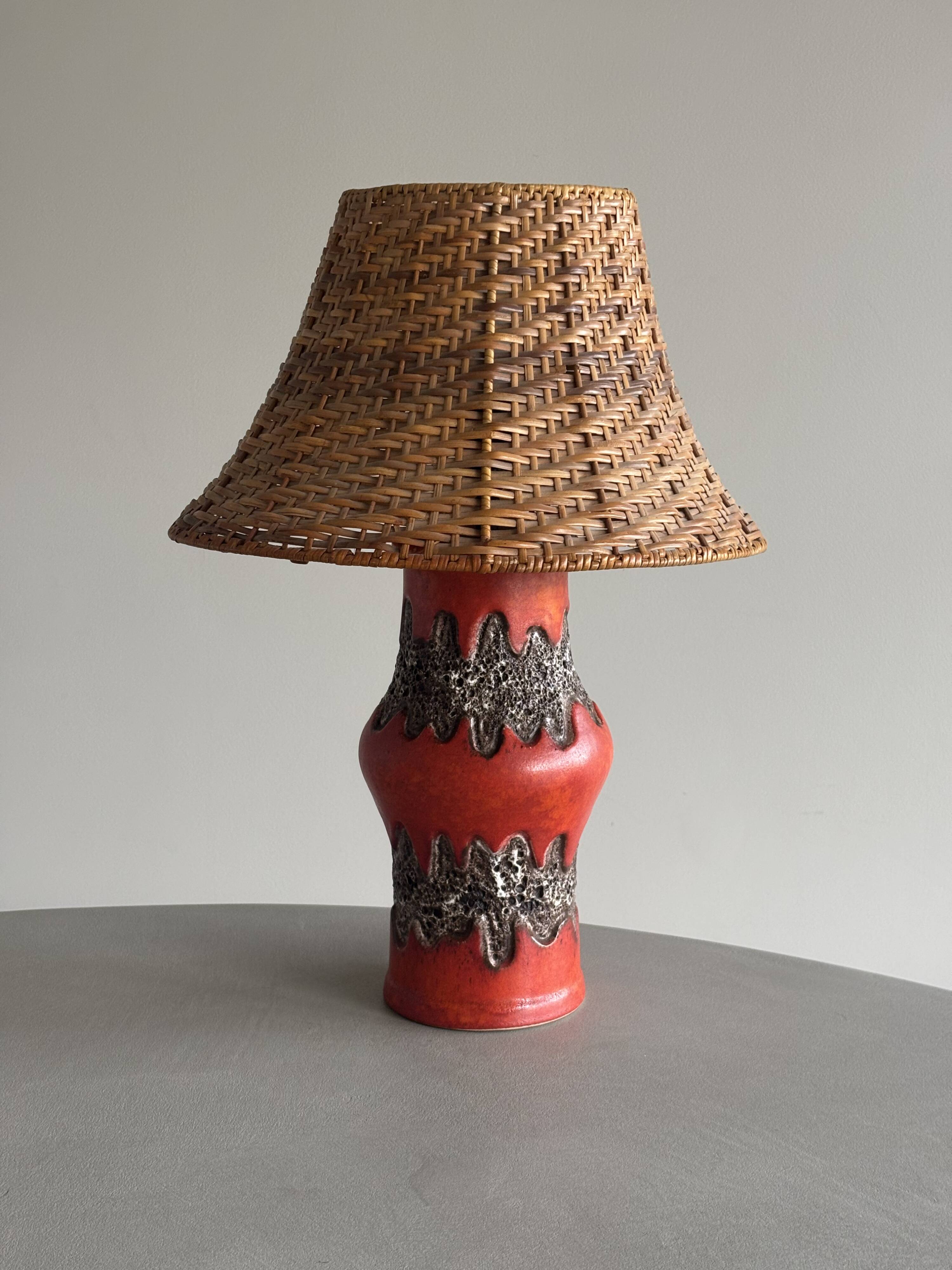 Vintage ceramic lamp from West Germany "Fat Lava" and rattan.