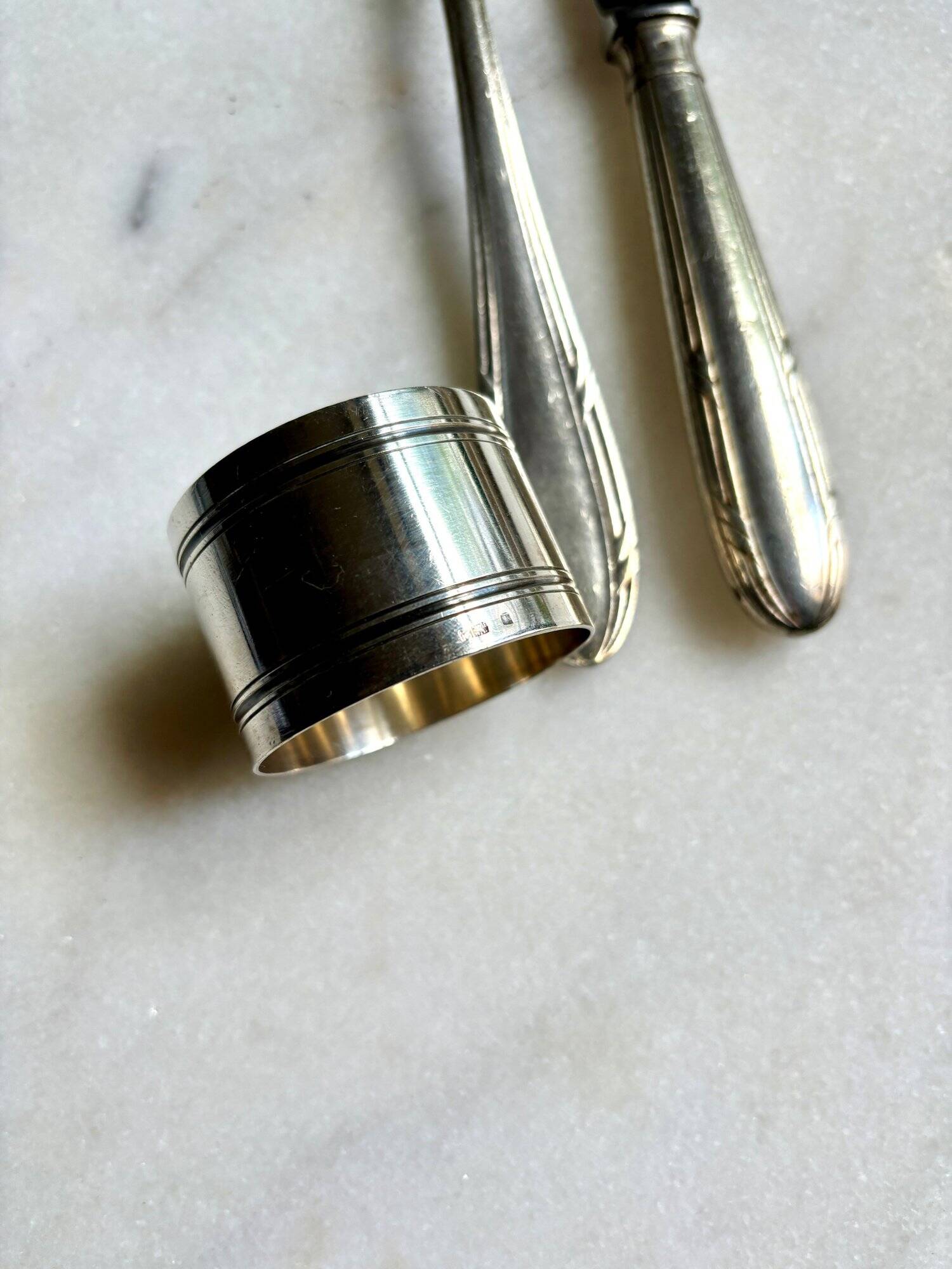 Silver metal napkin ring