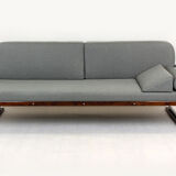 Bauhaus tubular chromed steel sofa from Hynek Gottwald, 1930s