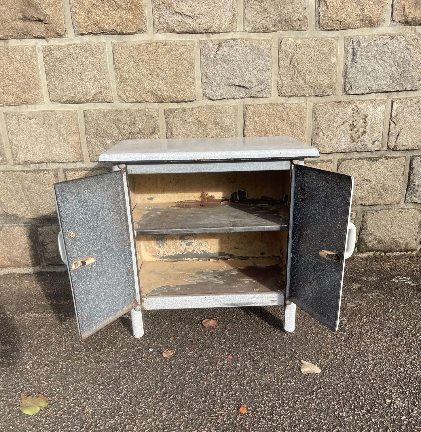 enameled steel kitchen furniture