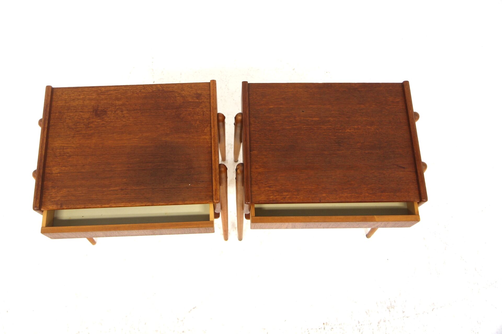 Set of 2 teak bedside tables, Carlström, Sweden, 1960.