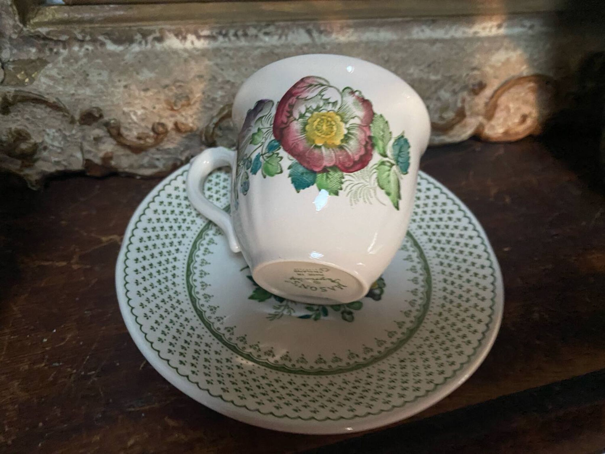 Tasse en ironstone estampillée Mason’s