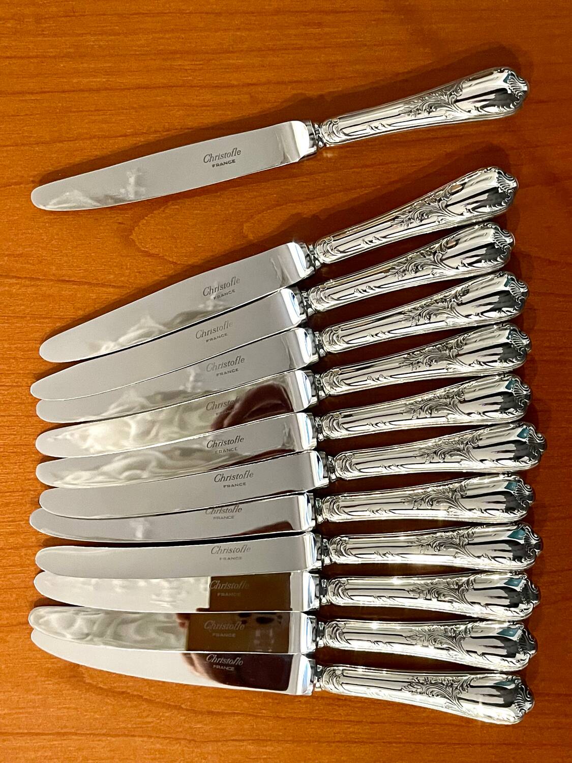 Christofle marly 12 marly knives 19.5 cm superb condition