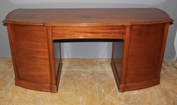 Bureau Plat Art Nouveau en Acajou signé Emile Gallé