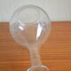 Carafe bombée en verre gravé