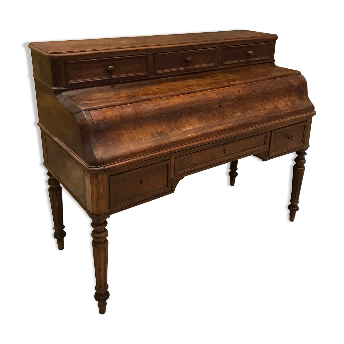 Office secretary in old oak