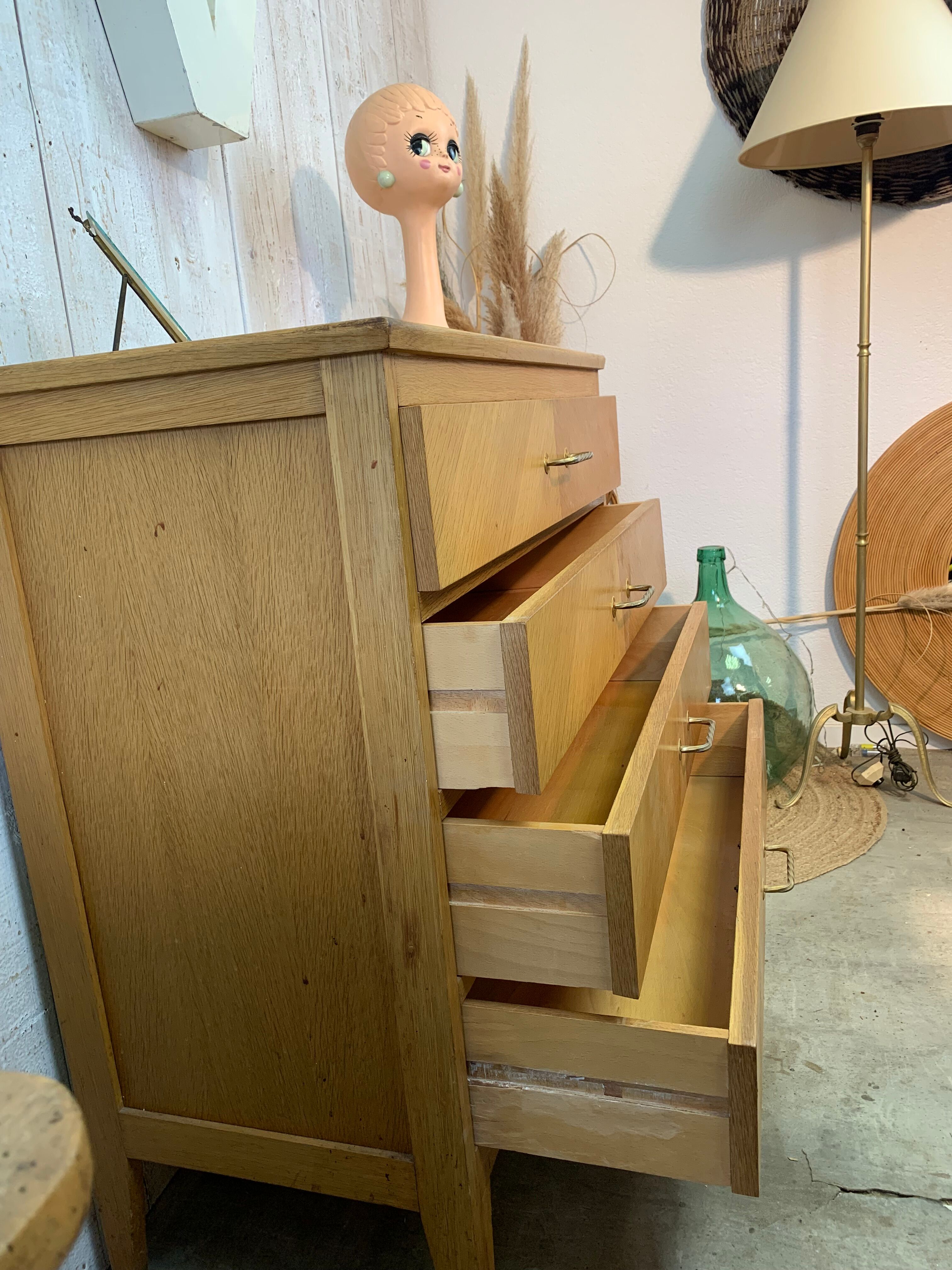 Vintage chest of drawers