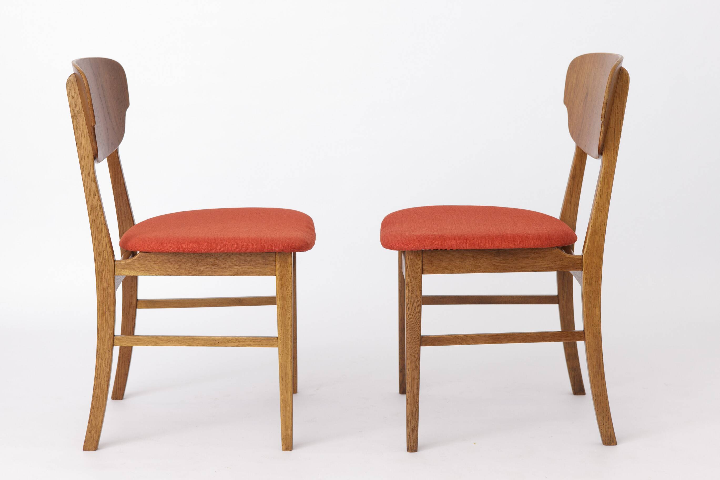 Set of 4 Danish Dining Chairs – Teak & Oak, 1960s, Red-Orange Upholstery