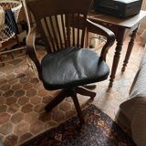 Classic vintage swivel office armchair (1950s–1970s)