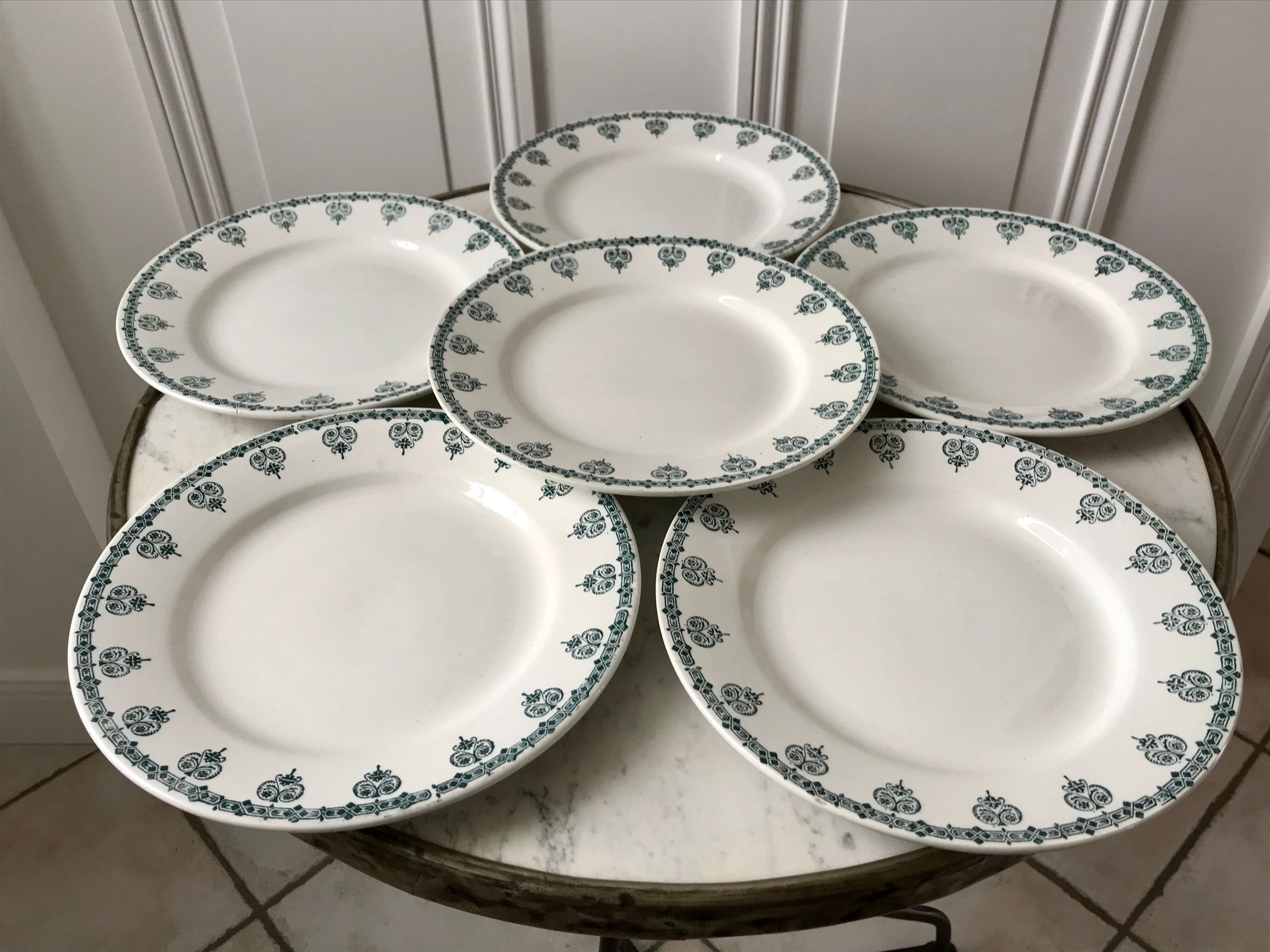 lot of 6 flat plates Saint-Amand blue flowers model "Nancy" years 30-40