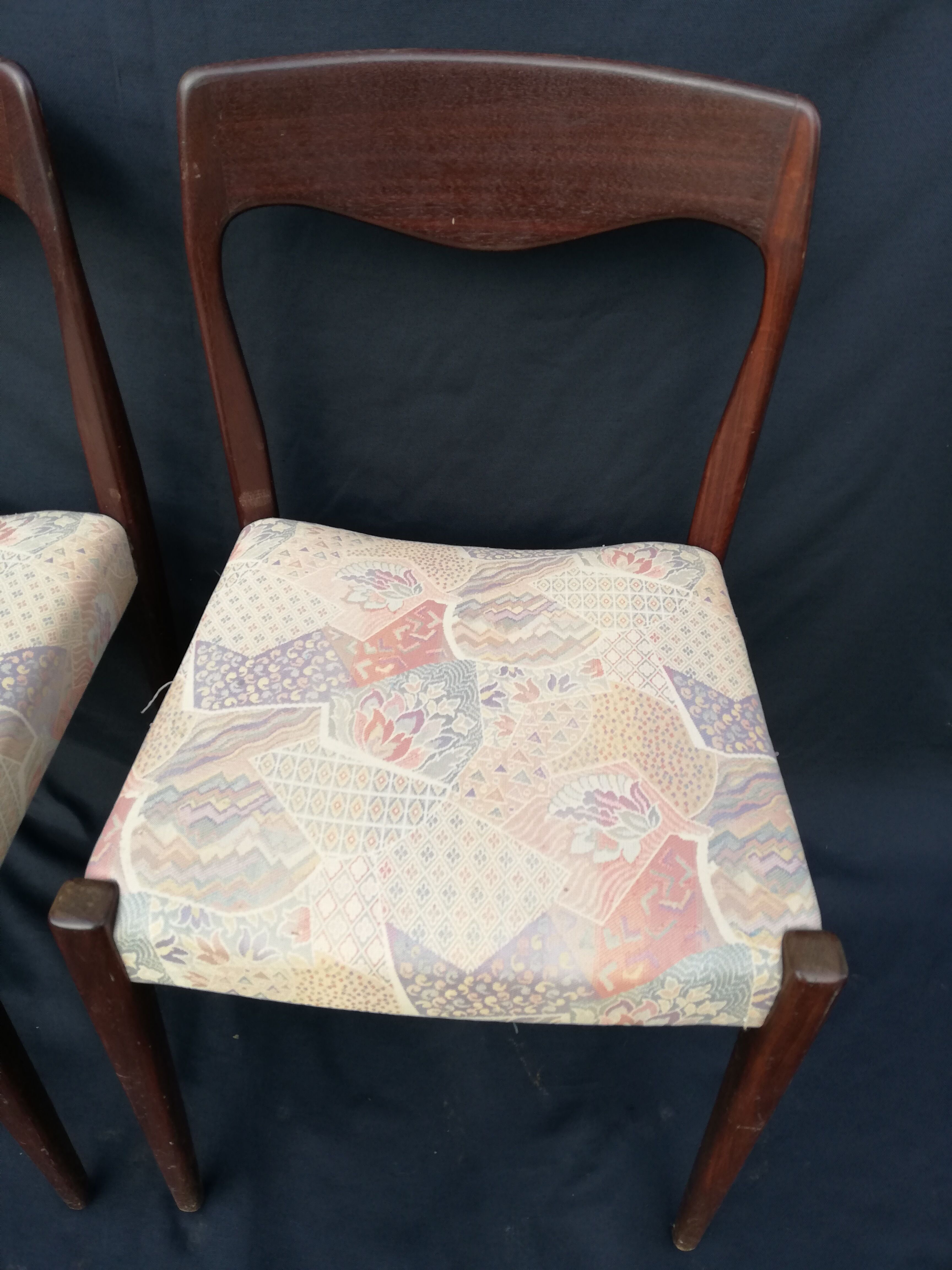 Pair of scandinavian chairs