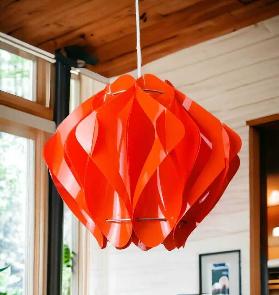 Lampe moderne en acrylique rouge du milieu du siècle