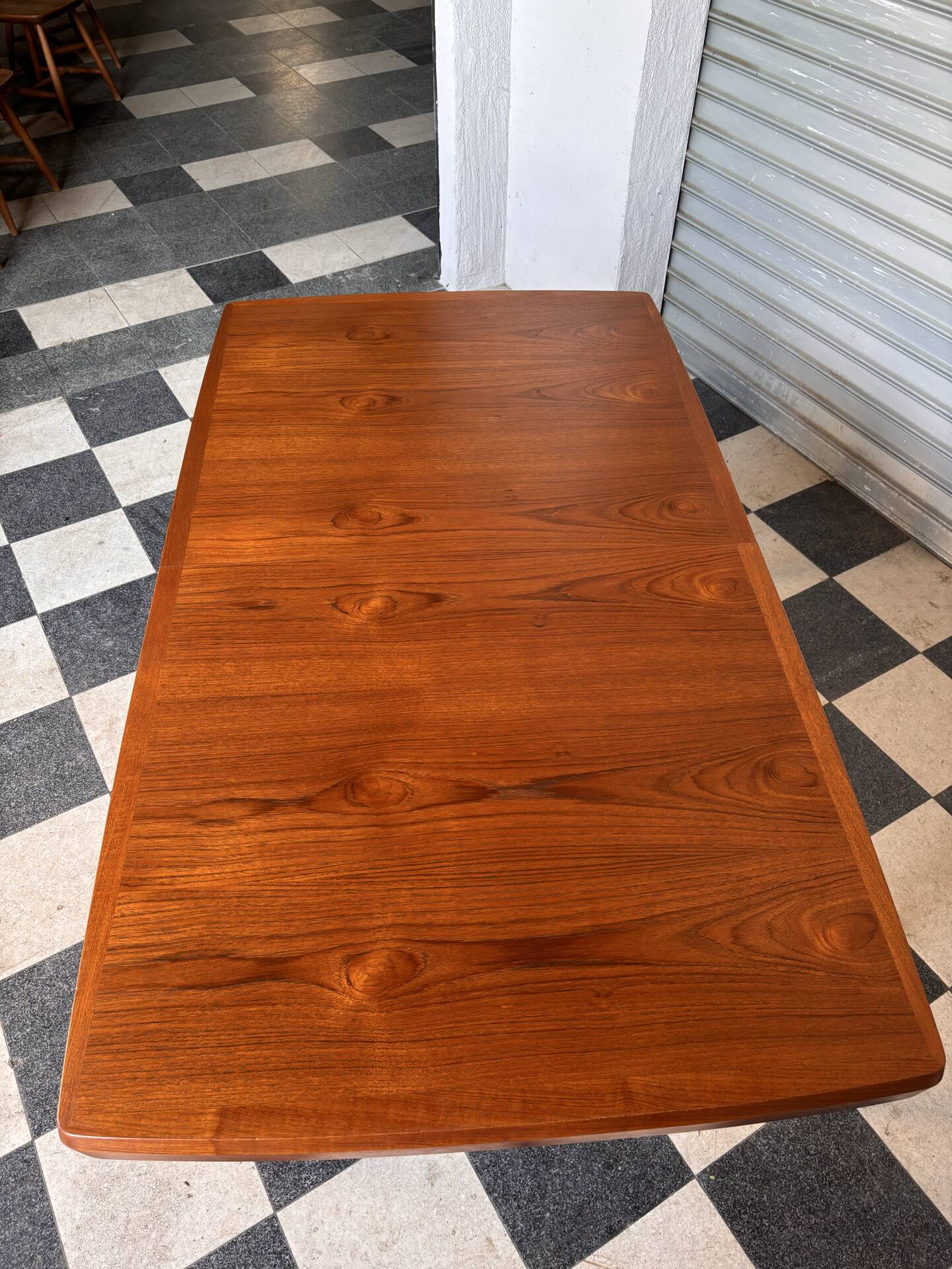 Table scandinave en teck