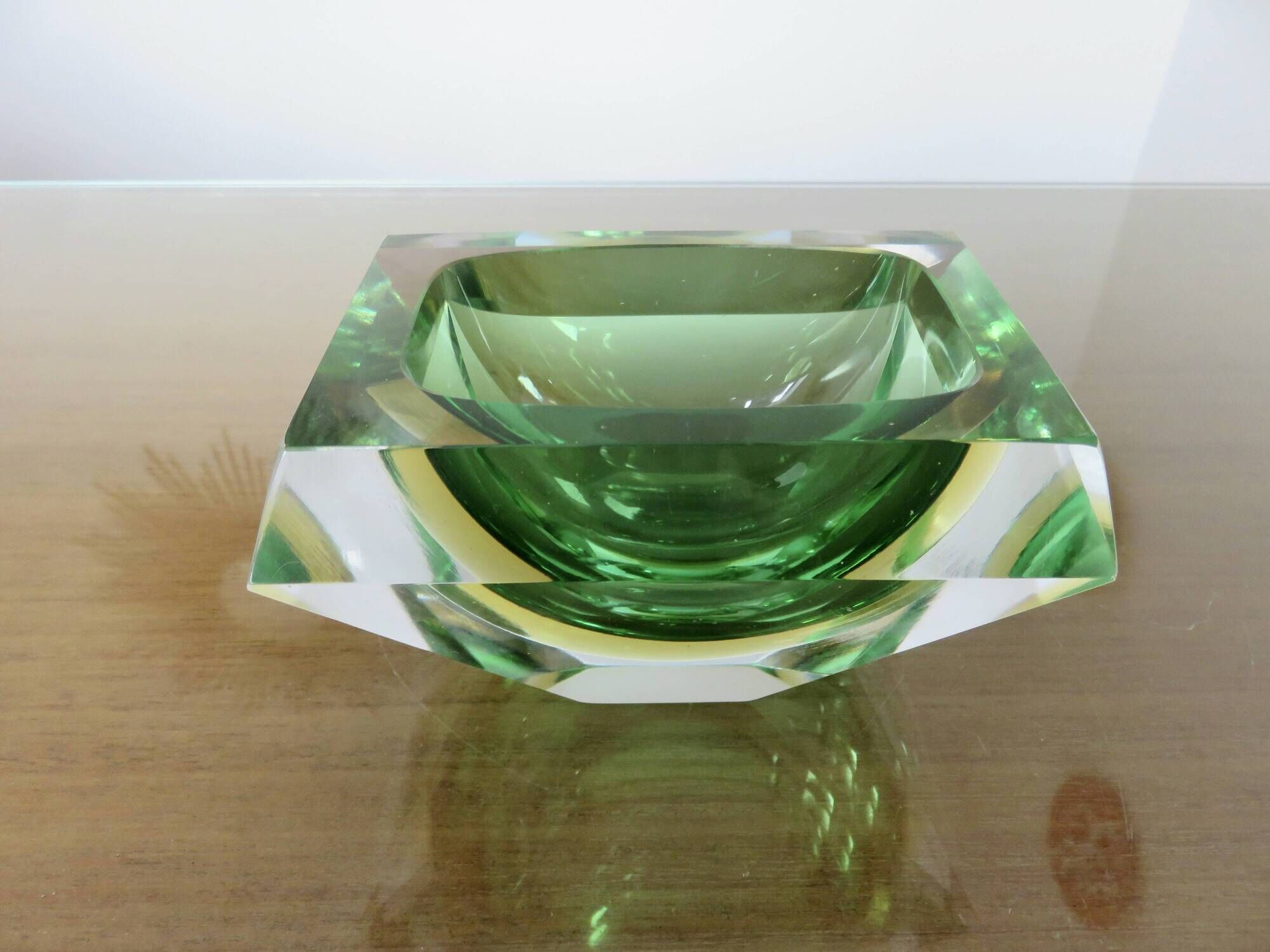 Murano Sommerso glass ashtray, by Flavio Poli for Seguso, 1960