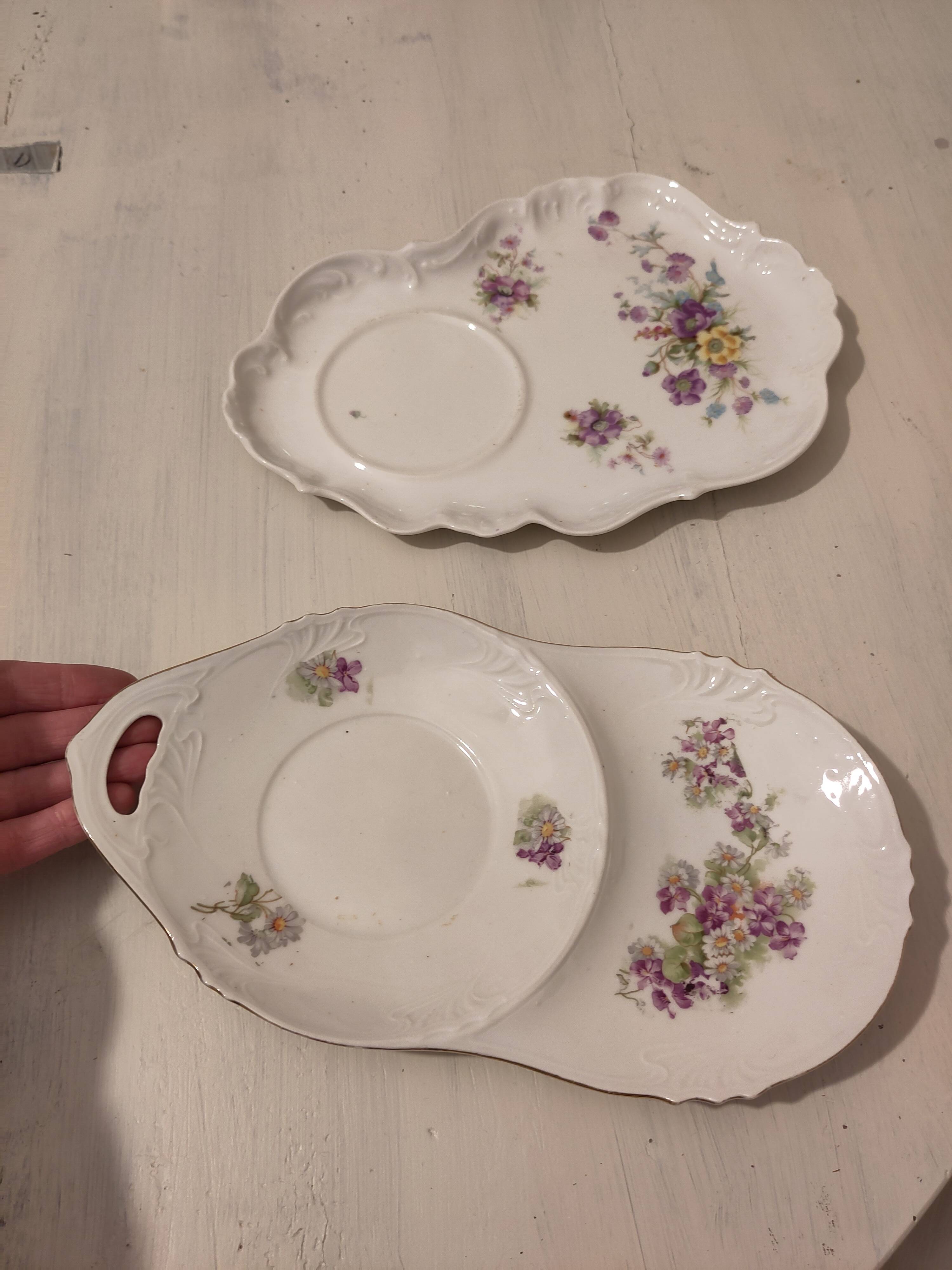 Plats présentation avec emplacement tasse/bol/ramequin
