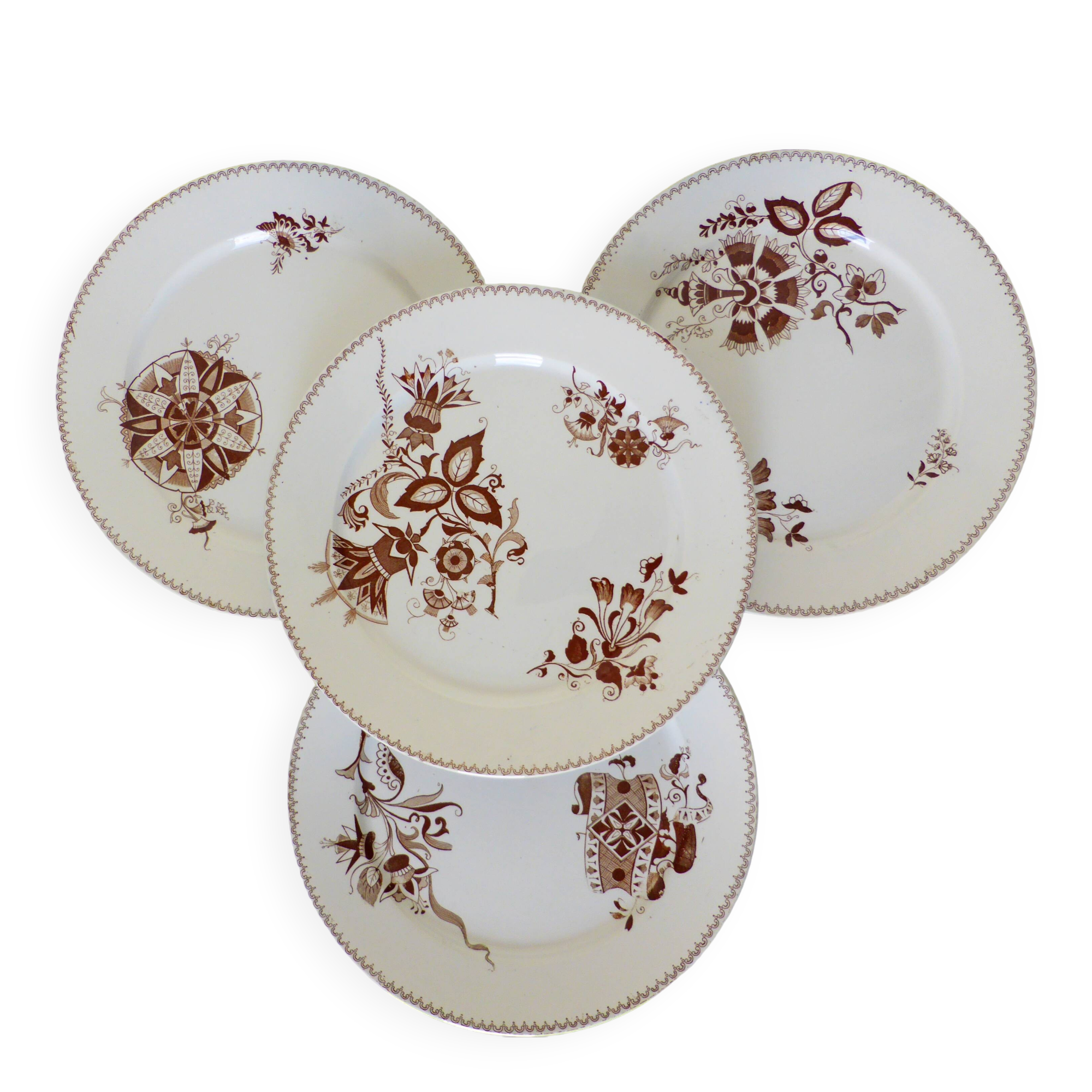 4 flat plates from Sarreguemines, Danish model 210401.