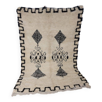 Handmade wool Berber rug 268x188 cm
