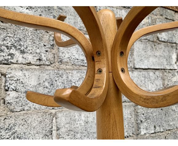 Vintage Baumann parrot coat holder