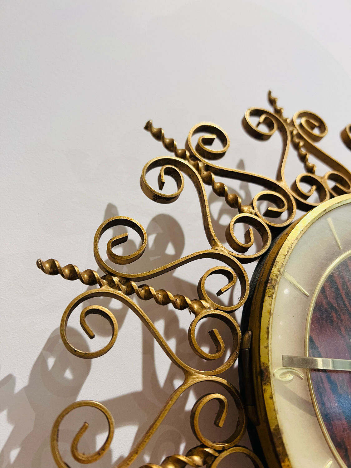 Vintage kiplé sun clock