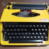 Nogamatic 400 yellow typewriter overhauled new ribbon