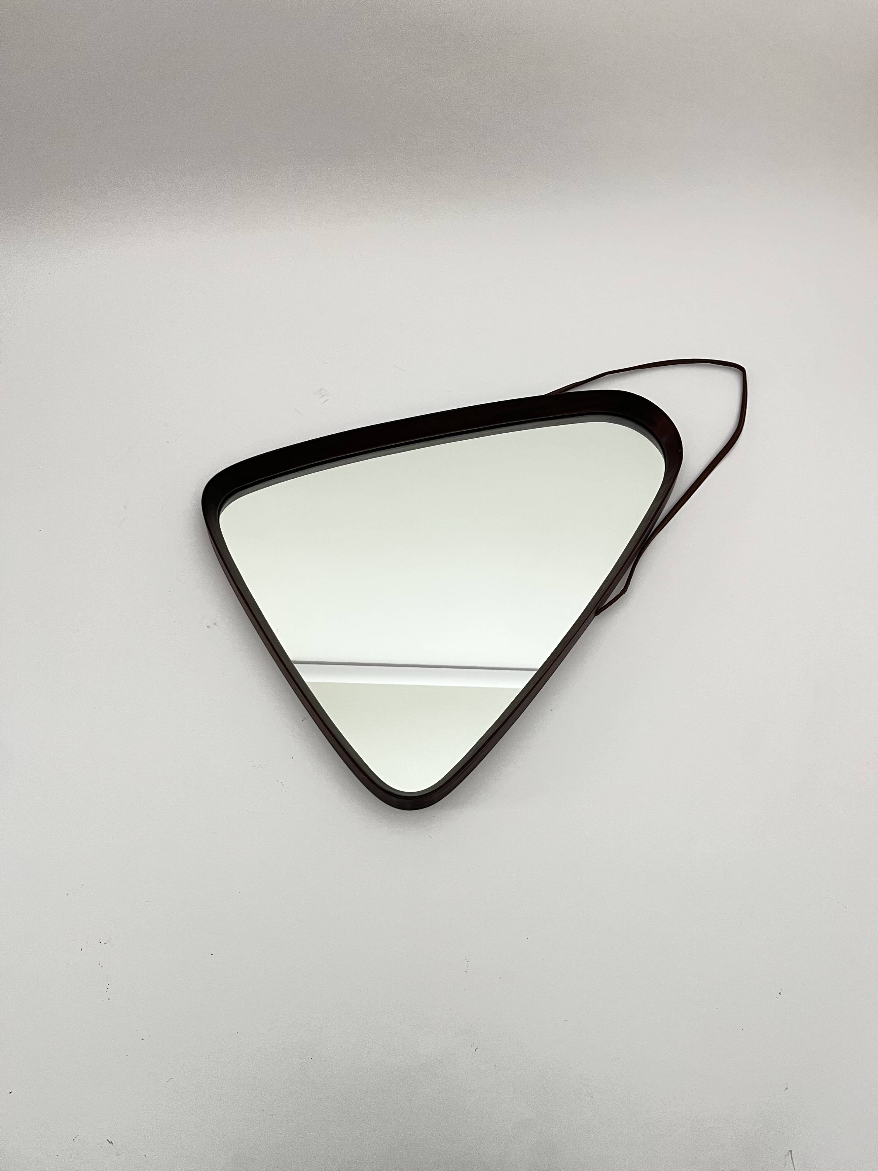 Miroir triangulaire en teck, Danemark, années 70