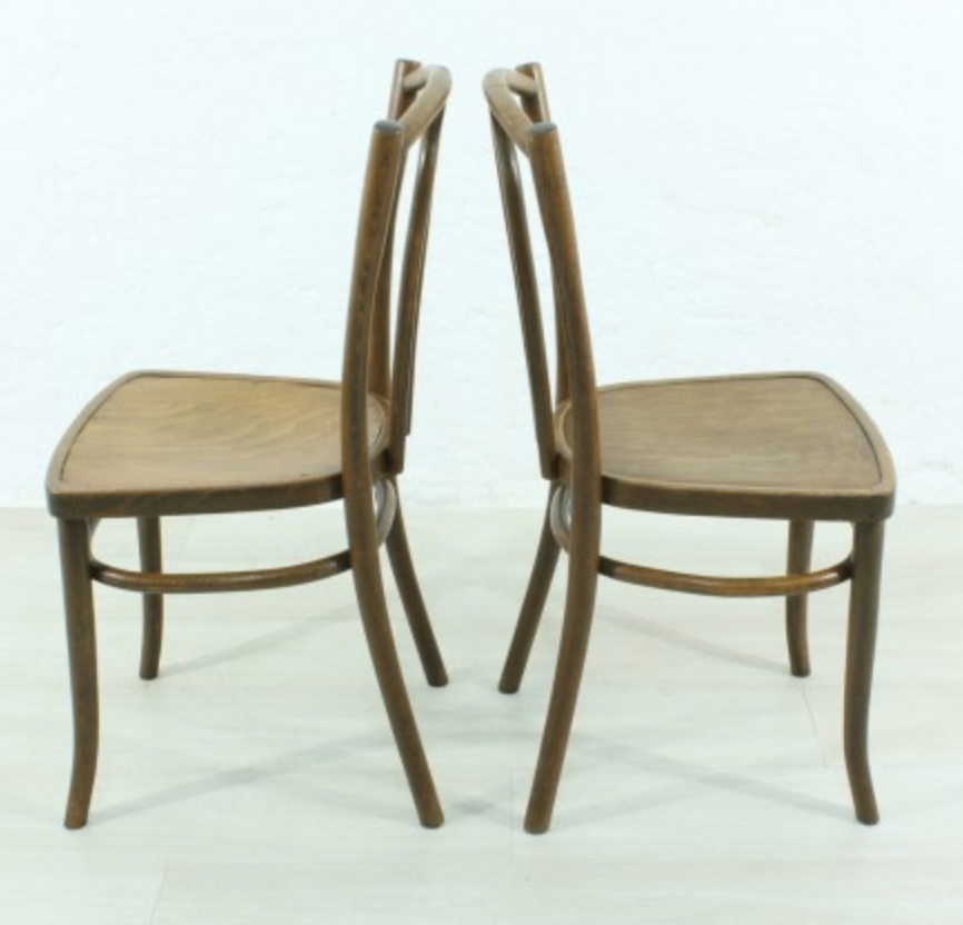 Set of 2 curved wooden chairs circa 1920
