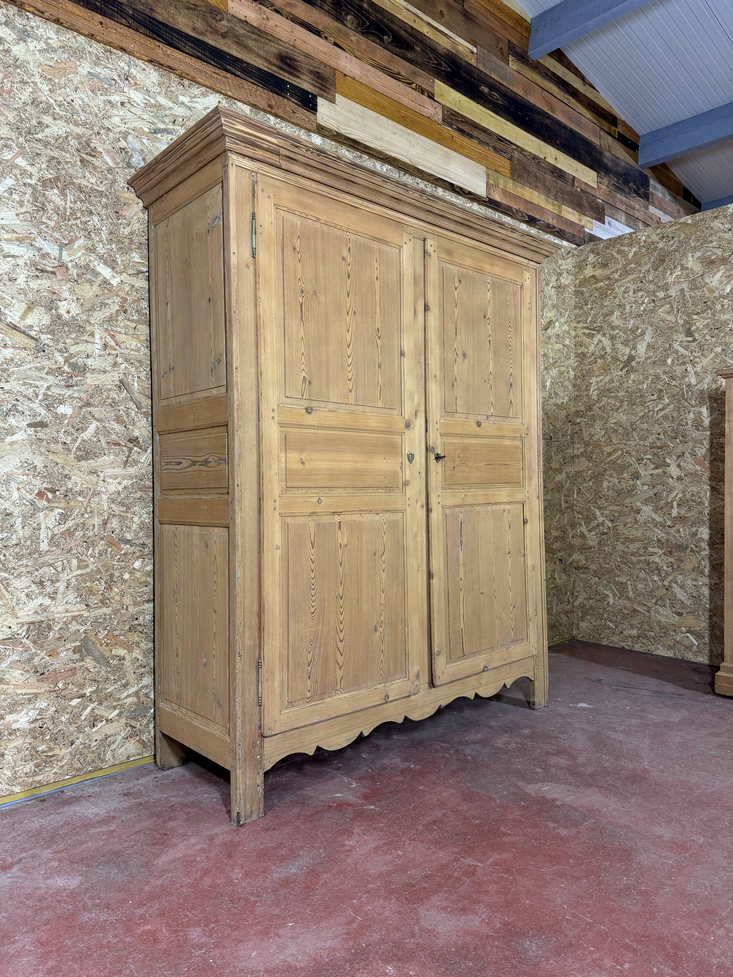 Restored late 19th-century pitch pine wardrobe
