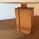 Lampe en bois gravé