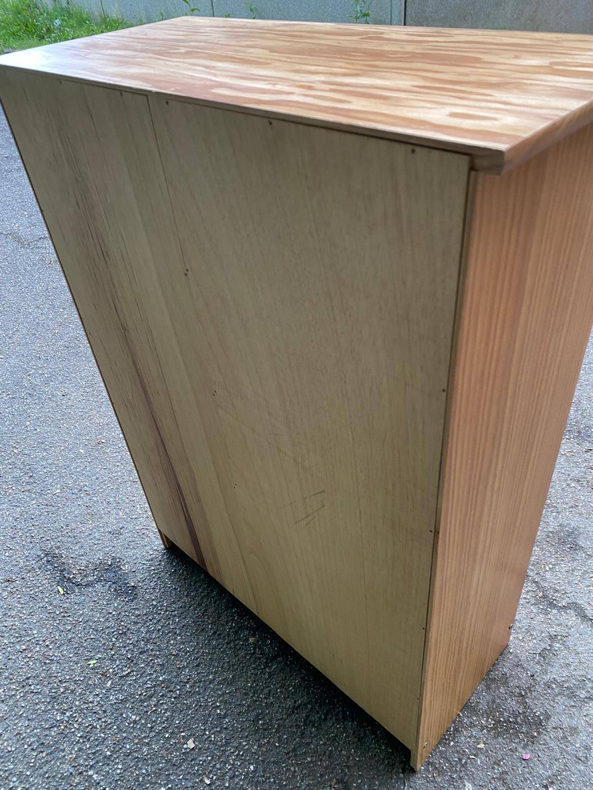 Vintage Scandinavian chest of drawers in solid pine from the 1980s.