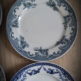 Quartet flat blue plates dessert 39