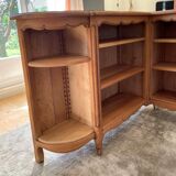 Vintage wooden corner shelf – chic country style