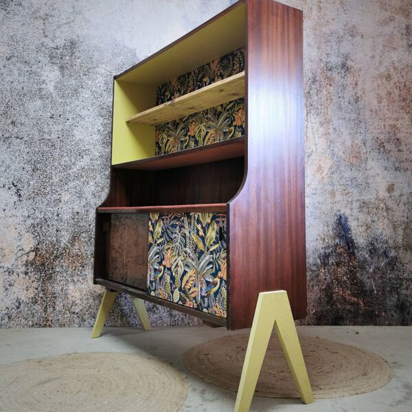 Buffet vintage asymétrique pieds compas