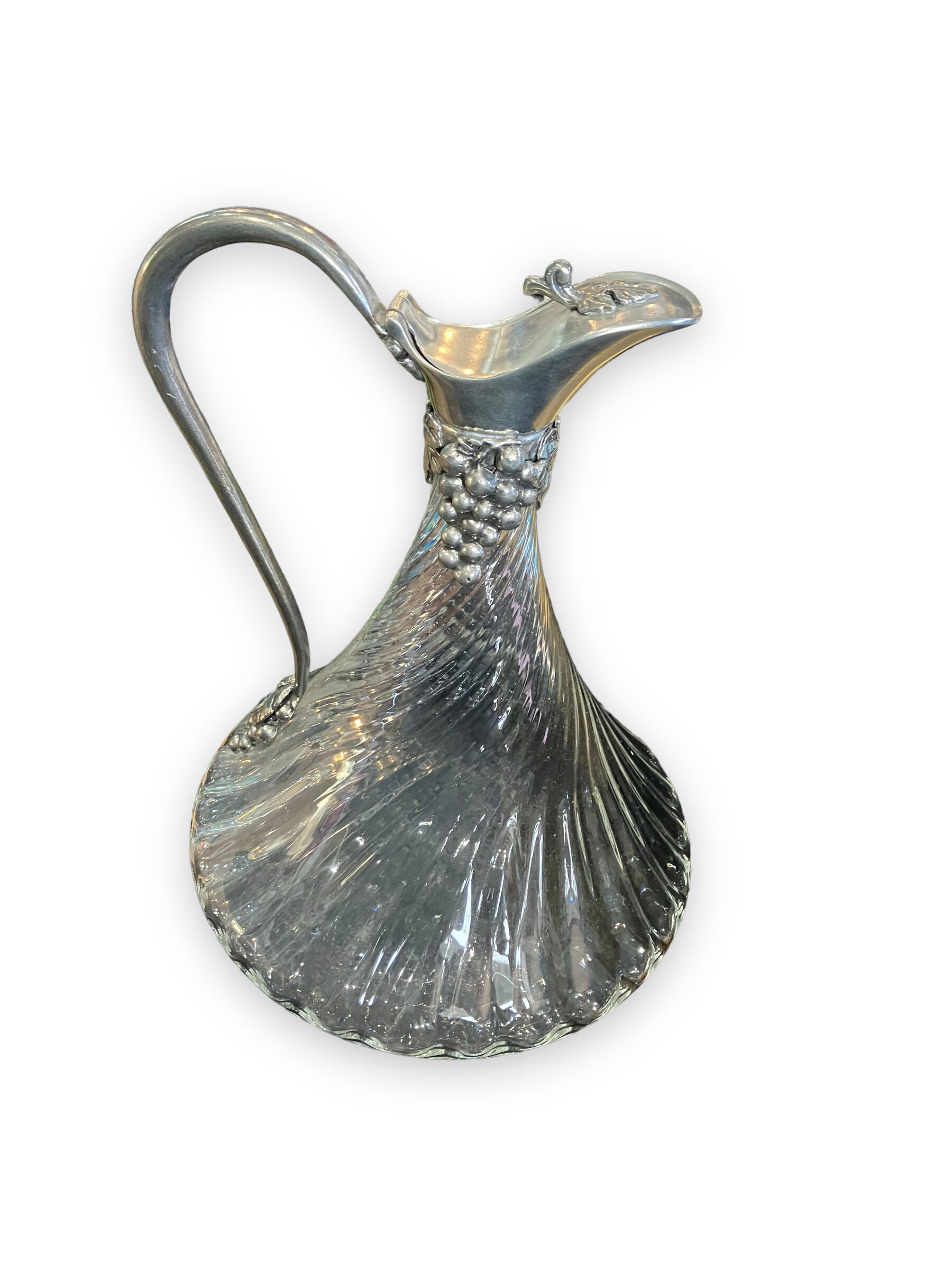 Ewer by jean guardère pampre de la vigne et raisin