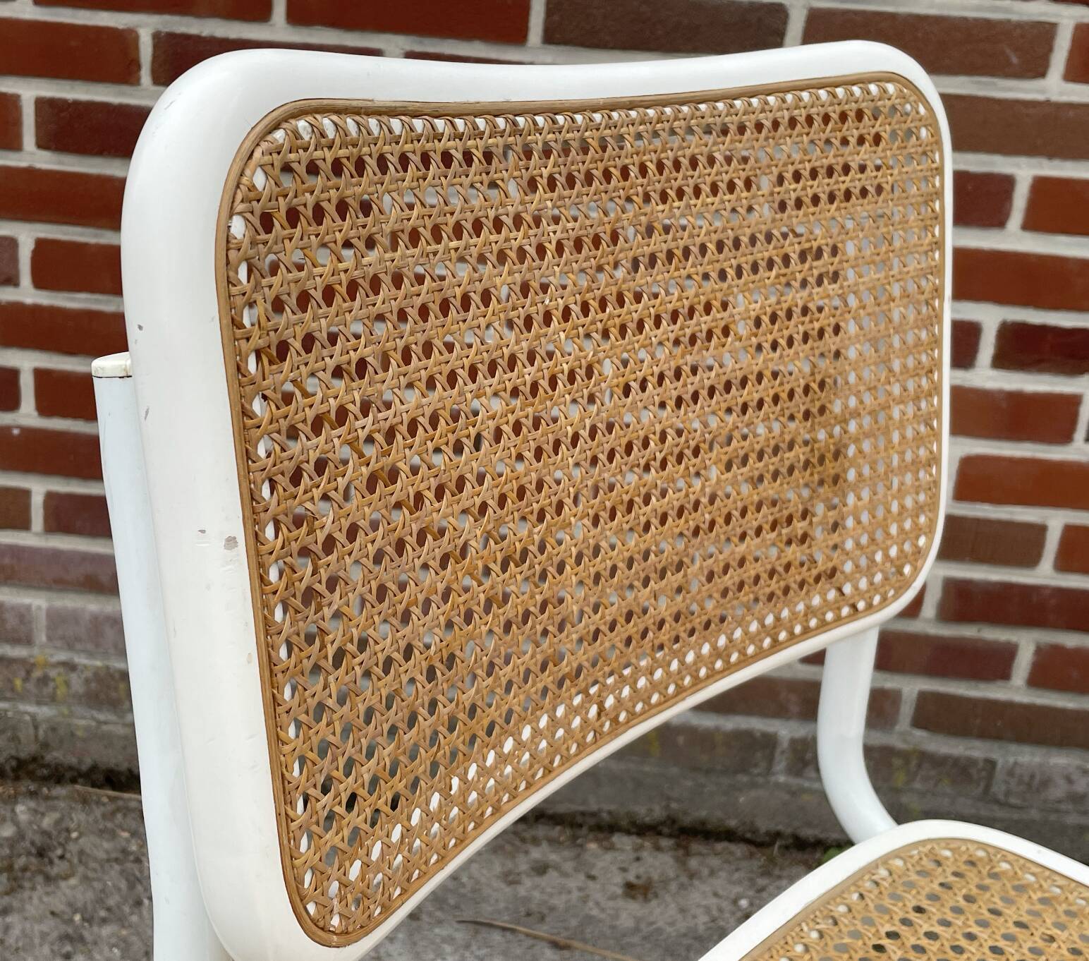 Set of 4 Cesca b32 model chairs in white by Marcel Breuer